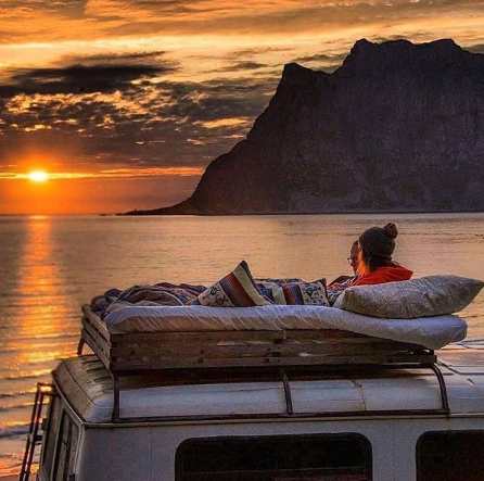 camping sea sun